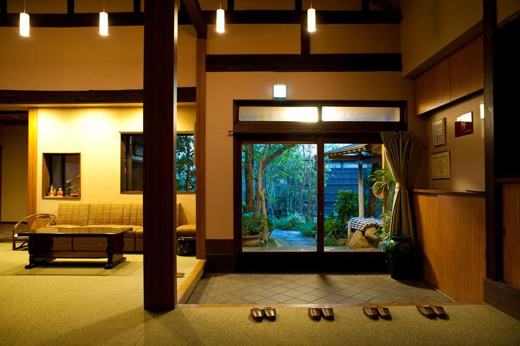 Matsuyone Hotell Toyohashi Exteriör bild